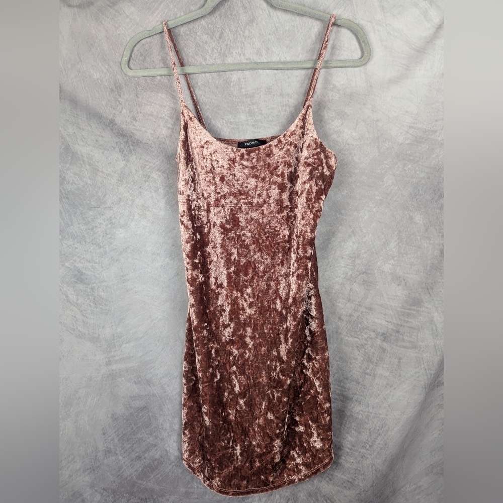 Forever 21 Crushed Velvet Slip Dress Size Small Stretchy Rose/Blush/Pink Colored